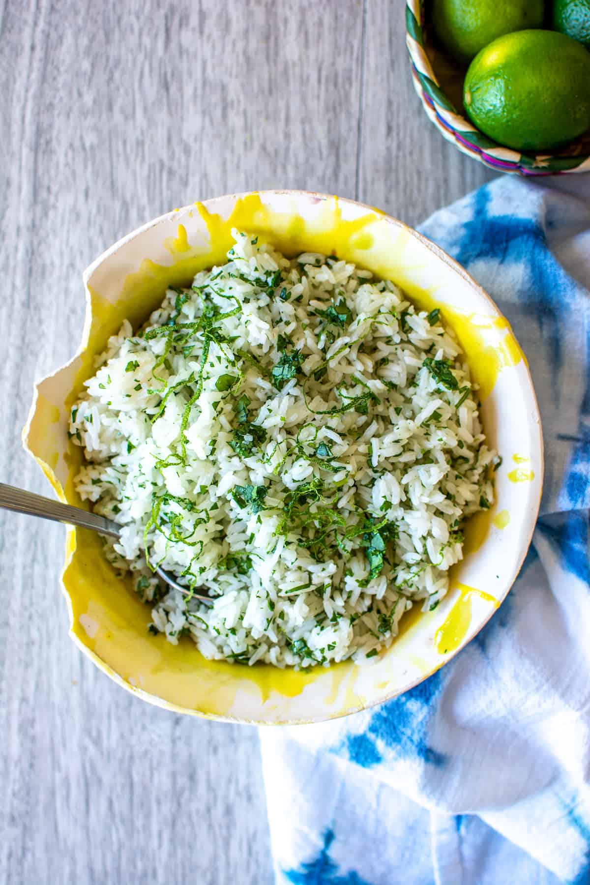 Here’s a simple recipe for Cilantro Lime Rice with stove top and rice cooker instructions included, using jasmine rice, fresh limes, fresh cilantro, and olive oil. Use it to make burrito bowls or as a side dish for your favorite Mexican meal. #cilantrolimerice #ricerecipe #mexicansidedish #cilantrorice