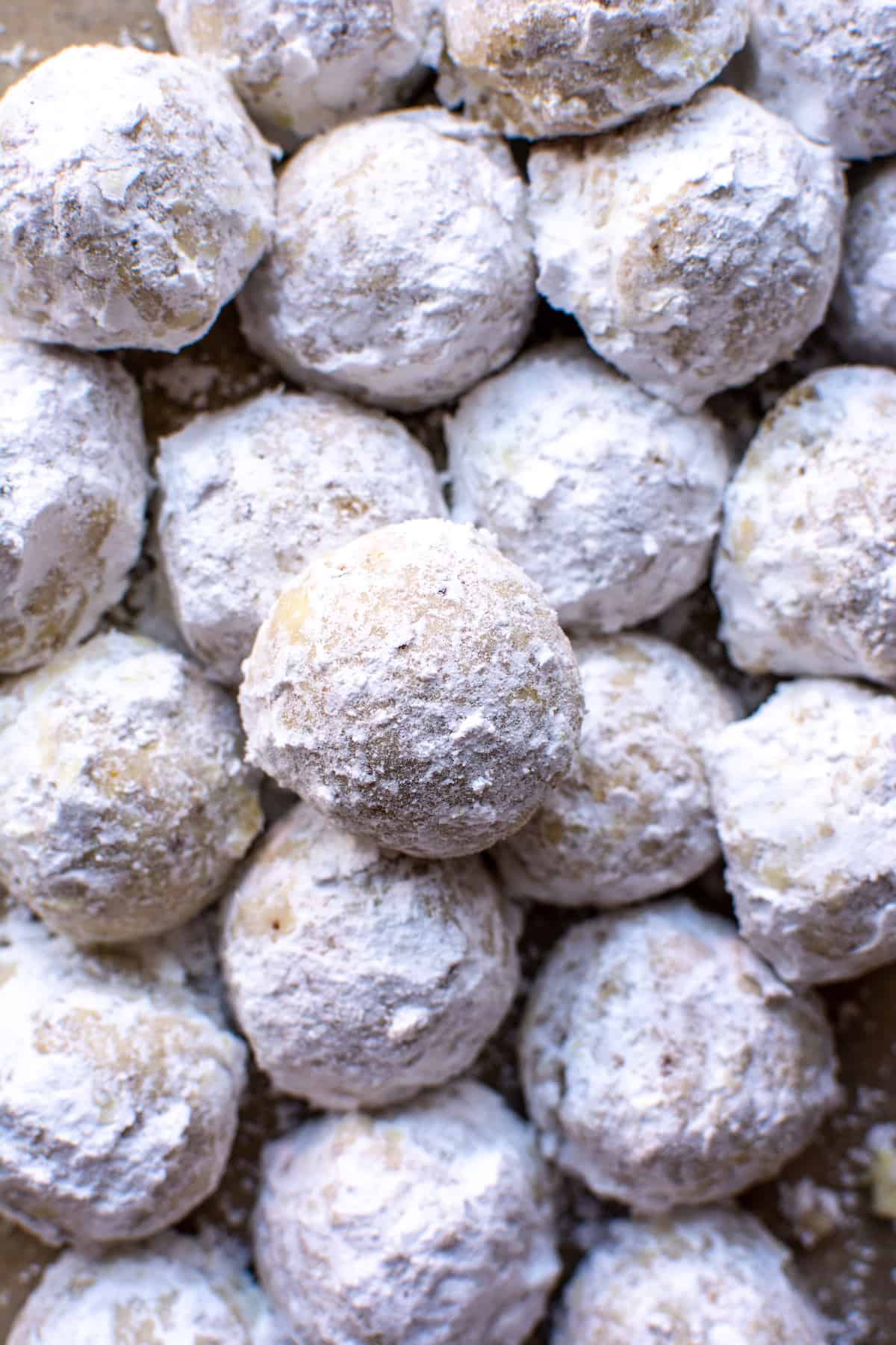 How To Make Mexican Wedding Cookies - ¡HOLA! JALAPEÑO