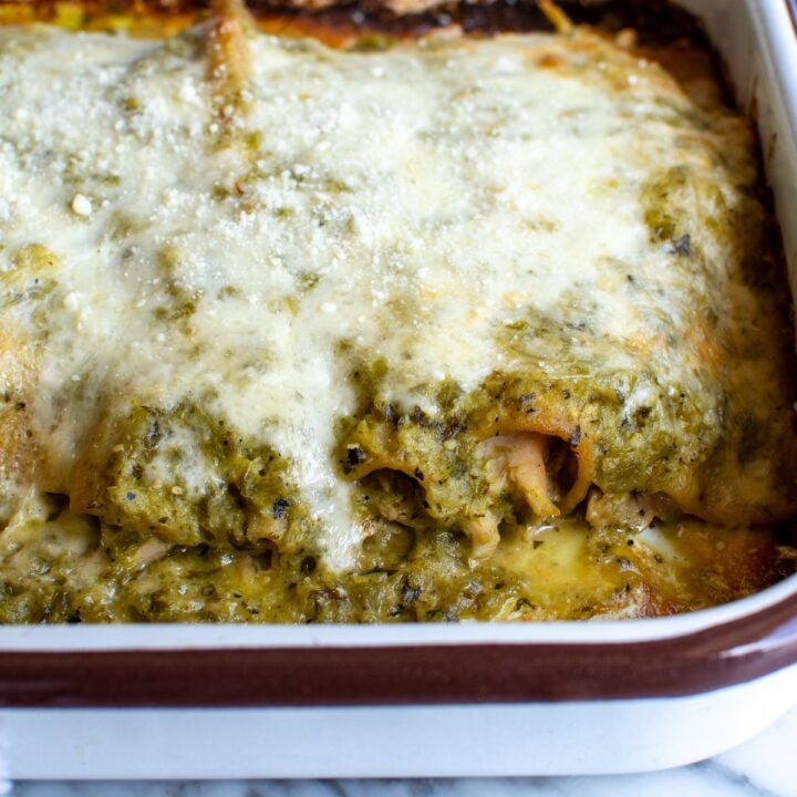 a pan of chicken enchiladas suizas